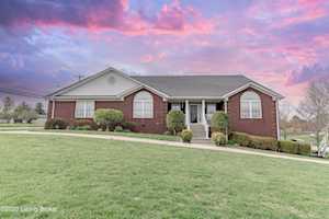 1259 Pebble Dr Shelbyville, KY 40065