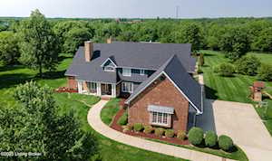 1006 Majestic Oaks Way Simpsonville, KY 40067