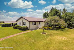 5871 Woods Pike Rd Pleasureville, KY 40057