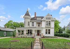 222 Rose Hill Ave Versailles, KY 40383