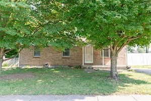 708 Barefoot Dr Wilmore, KY 40390
