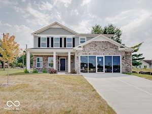 3923 Windstar Way Columbus, IN 47203