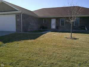 1720 W Bell Ford Dr Seymour, IN 47274