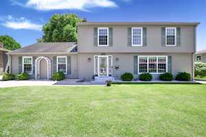 3829 Waycross Dr Columbus, IN 47203