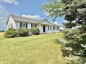 1687 Killion Ave Seymour, IN 47274