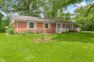 4654 Lower Schooner Rd Nashville, IN 47448