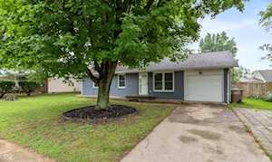 1843 Chandler Ln Columbus, IN 47203