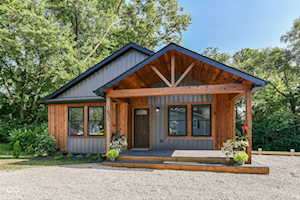 1631 Kentucky Ave Columbus, IN 47201