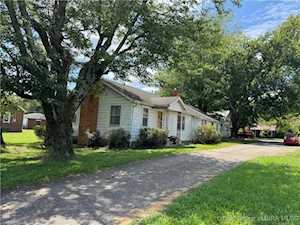 862 S Gardner St Scottsburg, IN 47170