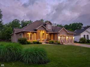 1750 Brookfield Dr Columbus, IN 47201