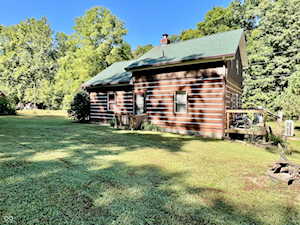 7932 Mt Nebo Rd Columbus, IN 47201