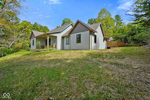 123 Ridgeway Dr Nashville, IN 47448