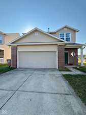 2509 Orchard Creek Dr Columbus, IN 47201