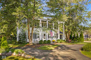 2712 Lafayette Ave Columbus, IN 47201