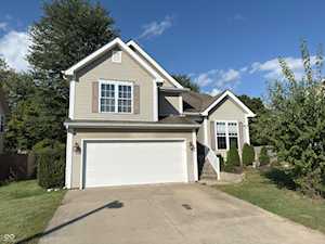 2182 Sumpter Trl Columbus, IN 47203