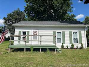 1602 Cragmont Madison, IN 47250