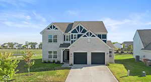 4013 Winston Ln Columbus, IN 47201