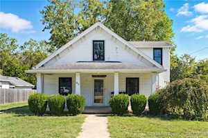 63 S Main Cross St Hanover, IN 47243
