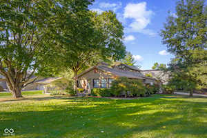 2796 Lafayette Ave Columbus, IN 47201