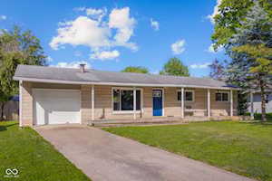 2263 Chandler Ln Columbus, IN 47203