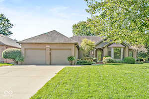 1240 Pintail Ct Columbus, IN 47201