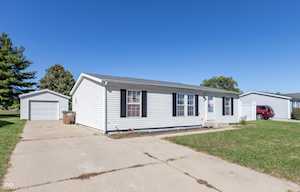 4620 Autumn Ridge Dr Columbus, IN 47203