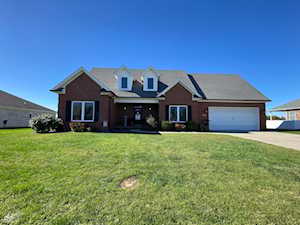 1944 Sophia Ln Seymour, IN 47274