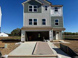 1971 Stella Rock Ct Columbus, IN 47201