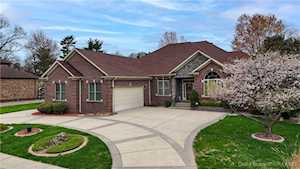1519 Nole Dr Jeffersonville, IN 47130
