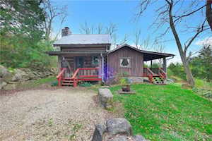 2945 N Greenbrier Rd Madison, IN 47250