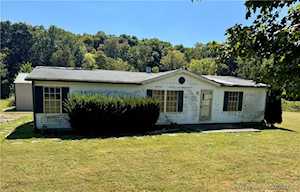 11798 S Priddy Rd Pekin, IN 47165