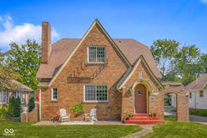 720 22nd St Columbus, IN 47201