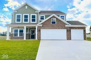 6778 Redbud Ln Seymour, IN 47274