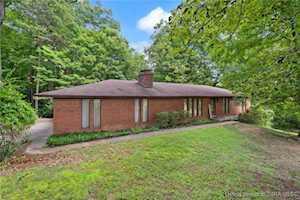 6812 Corydon Ridge Rd Georgetown, IN 47122