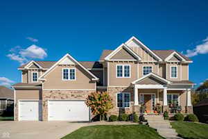 5229 Stonehaven Ln Columbus, IN 47201