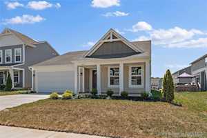 8211 Crescent Cove Charlestown, IN 47111