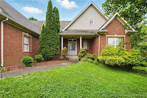 9107 Falcon Ridge Sellersburg, IN 47172