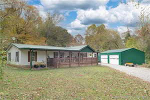 14102 New Market Rd Marysville, IN 47141