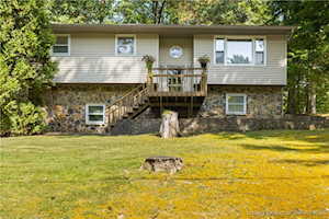 374 Briarwood Ln Bedford, IN 47421