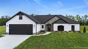 130 W Greene Ct Hanover, IN 47243