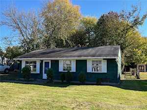 3108 Beacon Dr New Albany, IN 47150