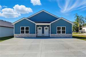 129 Level St Charlestown, IN 47111