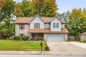 4209 Sunrise Dr Sellersburg, IN 47172