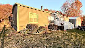 8410 Valley City Mauckport Rd SW Mauckport, IN 47142