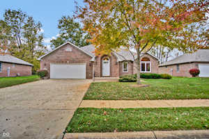 3200 Thomas Trace Columbus, IN 47203