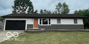 2515 16th St Columbus, IN 47201