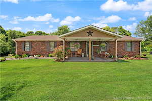 107 S Mcclellan Way Salem, IN 47167