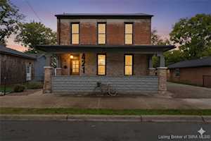 421 W Market St Jeffersonville, IN 47130