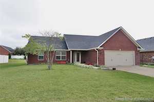 5510 Gum Tree Crossing Jeffersonville, IN 47130