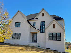 1713 Deer Creek Way Columbus, IN 47201